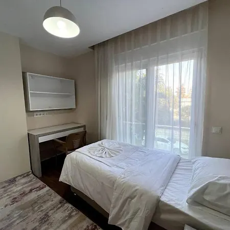 Appartement Erasta Avm Yani Konforlu 2+1 '5' Antalya