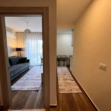 Erasta Avm Yani Konforlu 2+1 '5' أنطاليا