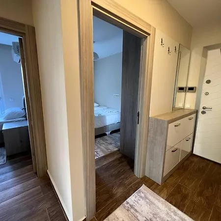 Erasta Avm Yani Konforlu 2+1 '5' Appartamento